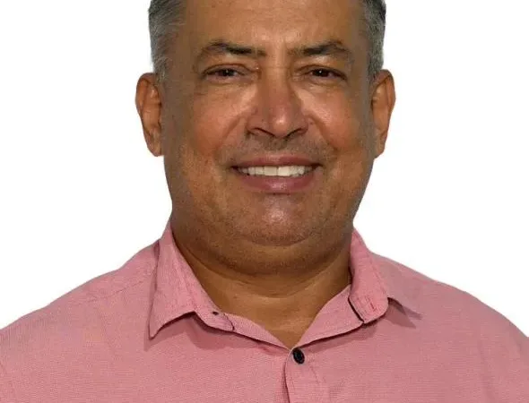 Morada FM — O prefeito de Santo Antônio da Barra, Zé Cândido, anunciou nesta semana uma importante conquista para a educação do município. Segundo ele, a rede municipal alcançou nota 7,8 no Índice de Desenvolvimento da Educação Básica (Ideb), considerada a maior da história da educação municipal. Em publicação nas redes sociais, o prefeito comemorou o resultado e destacou o trabalho conjunto da equipe da educação. “Recebi a incrível notícia de que atingimos 7,8 no Ideb. Esta é a maior nota da história da nossa educação municipal”, afirmou. Zé Cândido também parabenizou o secretário municipal de Educação, Marcos Paulo, além de professores, coordenadores e [&hellip;]