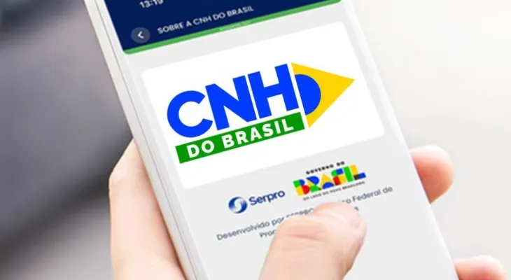 Morada FM — O aplicativo CNH do Brasil passou a reunir informações sobre passagens de veículos pelo sistema free flow, pedágio eletrônico sem cancelas. A atualização permite consultar a rodovia, identificar a concessionária responsável, acessar o canal de pagamento e acompanhar a confirmação da quitação da tarifa. O ministro dos Transportes, George Santoro, afirmou que apenas uma das concessionárias que operam o sistema free flow no Brasil ainda não está integrada à plataforma: a responsável pelo Rodoanel, em São Paulo. Segundo o ministro, enquanto a concessionária não estiver integrada à plataforma, não poderão ser aplicadas multas pelo não pagamento da tarifa no sistema free [&hellip;]