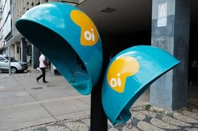 Morada FM — Serviço permite que produtos vendidos por lojas paraguaias sejam adquiridos pela internet e entregues em qualquer endereço do Brasil &nbsp; Consumidores brasileiros já podem comprar em sites de varejistas do Paraguai e receber as encomendas em qualquer endereço do país por meio dos Correios. A nova modalidade de entrega, anunciada pela estatal nesta semana, permite que produtos vendidos por lojas paraguaias sejam adquiridos pela internet e entregues diretamente no Brasil. &nbsp;