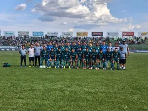 Morada FM —   Além de ter sido campeão da Divisão de Acesso pela sétima vez, o Rio Verde foi a equipe que mais levou torcedores em seus jogos como mandante. Nas 9 partidas em casa, o Rio Verde colocou ao todo, 52.713 pessoas, isso representa uma média de 5.857 torcedores por jogo. No primeiro turno, foram 5 jogos em casa com um total de 32.158 torcedores, média de 6.431 torcedores por partida. Já no segundo turno, foram 4 jogos em casa e o Velosão recebeu 20.555 torcedores, uma média de 5.138 torcedores por partida. O duelo do Rio Verde em casa que teve […]