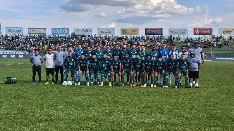Morada FM — &nbsp; Além de ter sido campeão da Divisão de Acesso pela sétima vez, o Rio Verde foi a equipe que mais levou torcedores em seus jogos como mandante. Nas 9 partidas em casa, o Rio Verde colocou ao todo, 52.713 pessoas, isso representa uma média de 5.857 torcedores por jogo. No primeiro turno, foram 5 jogos em casa com um total de 32.158 torcedores, média de 6.431 torcedores por partida. Já no segundo turno, foram 4 jogos em casa e o Velosão recebeu 20.555 torcedores, uma média de 5.138 torcedores por partida. O duelo do Rio Verde em casa que teve [&hellip;]
